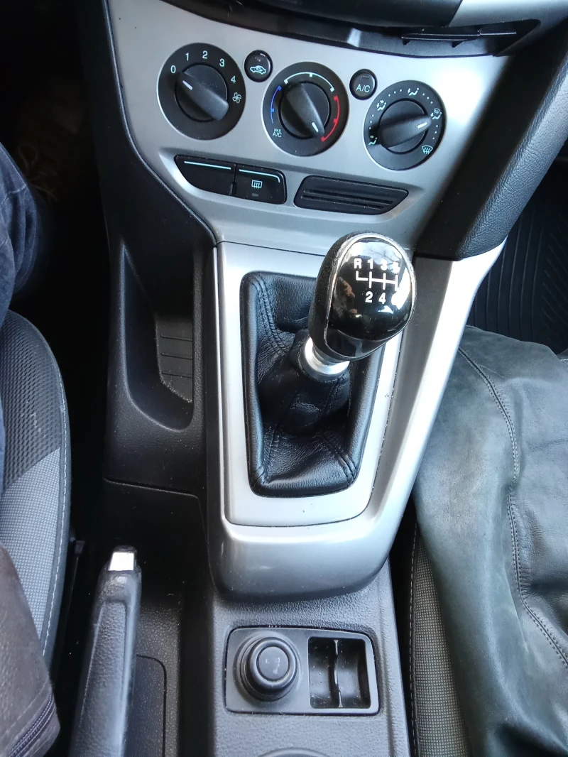 Ford Focus, снимка 11 - Автомобили и джипове - 53104227
