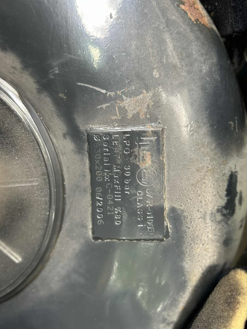 Honda Fr-v, снимка 9 - Автомобили и джипове - 53222776