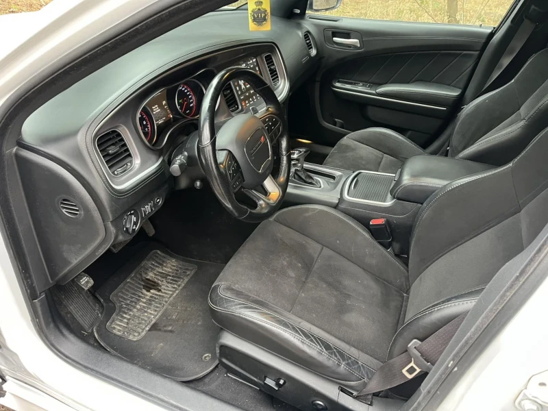 Dodge Charger GT 3.6 FULL , снимка 11 - Автомобили и джипове - 53433113