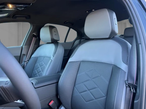 BMW 530 e = M-Sport =  | Mobile.bg   4