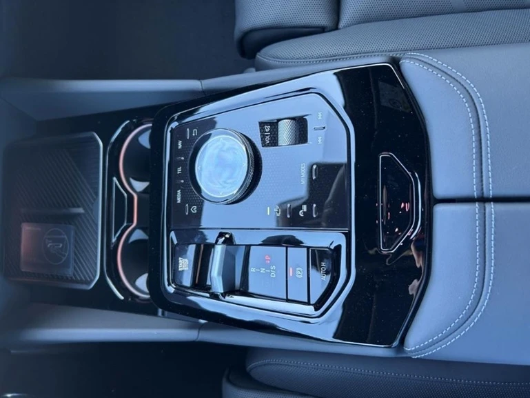 BMW 530 e = M-Sport =  | Mobile.bg   7