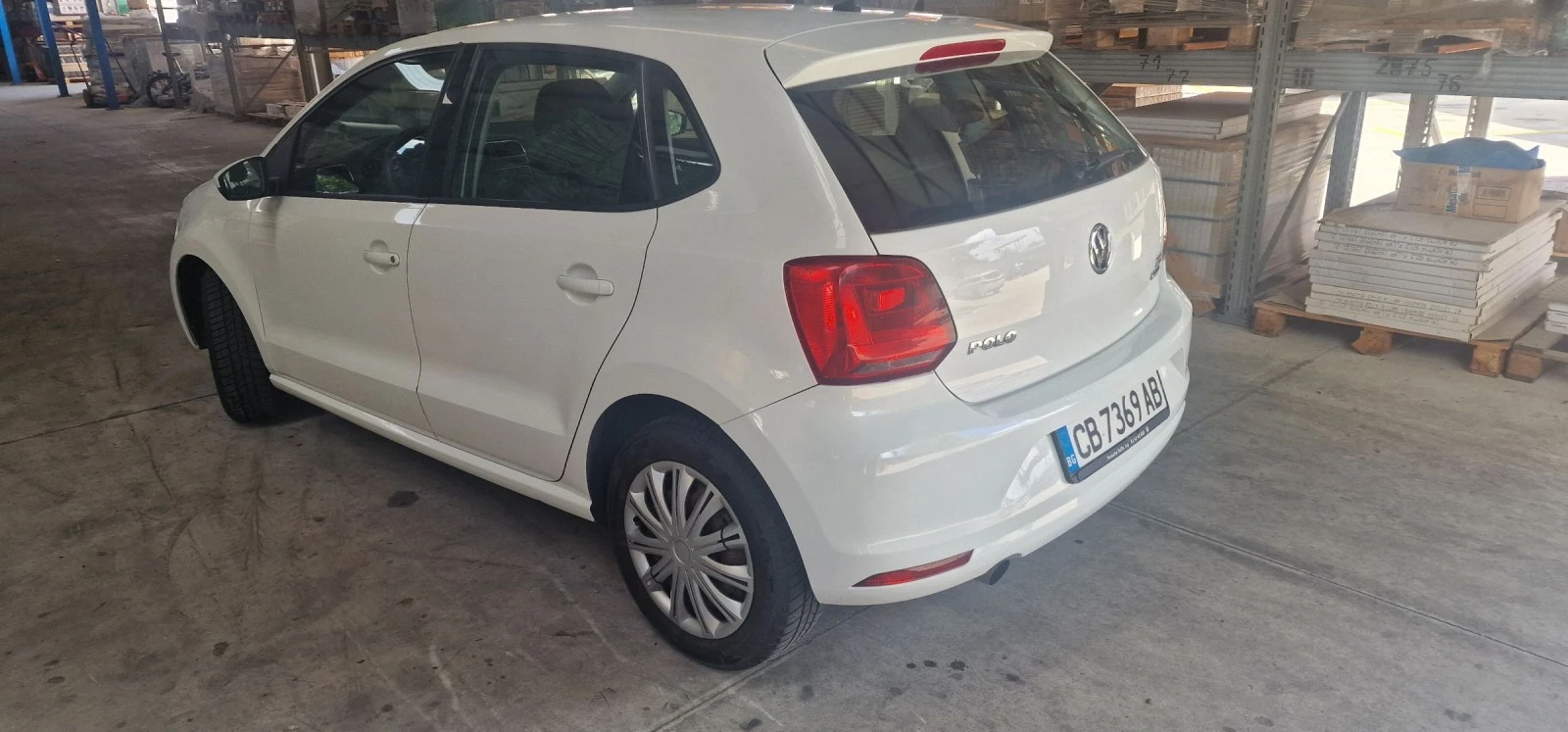 VW Polo TSI BLUE MOTION 1.2 Бензин - изображение 9