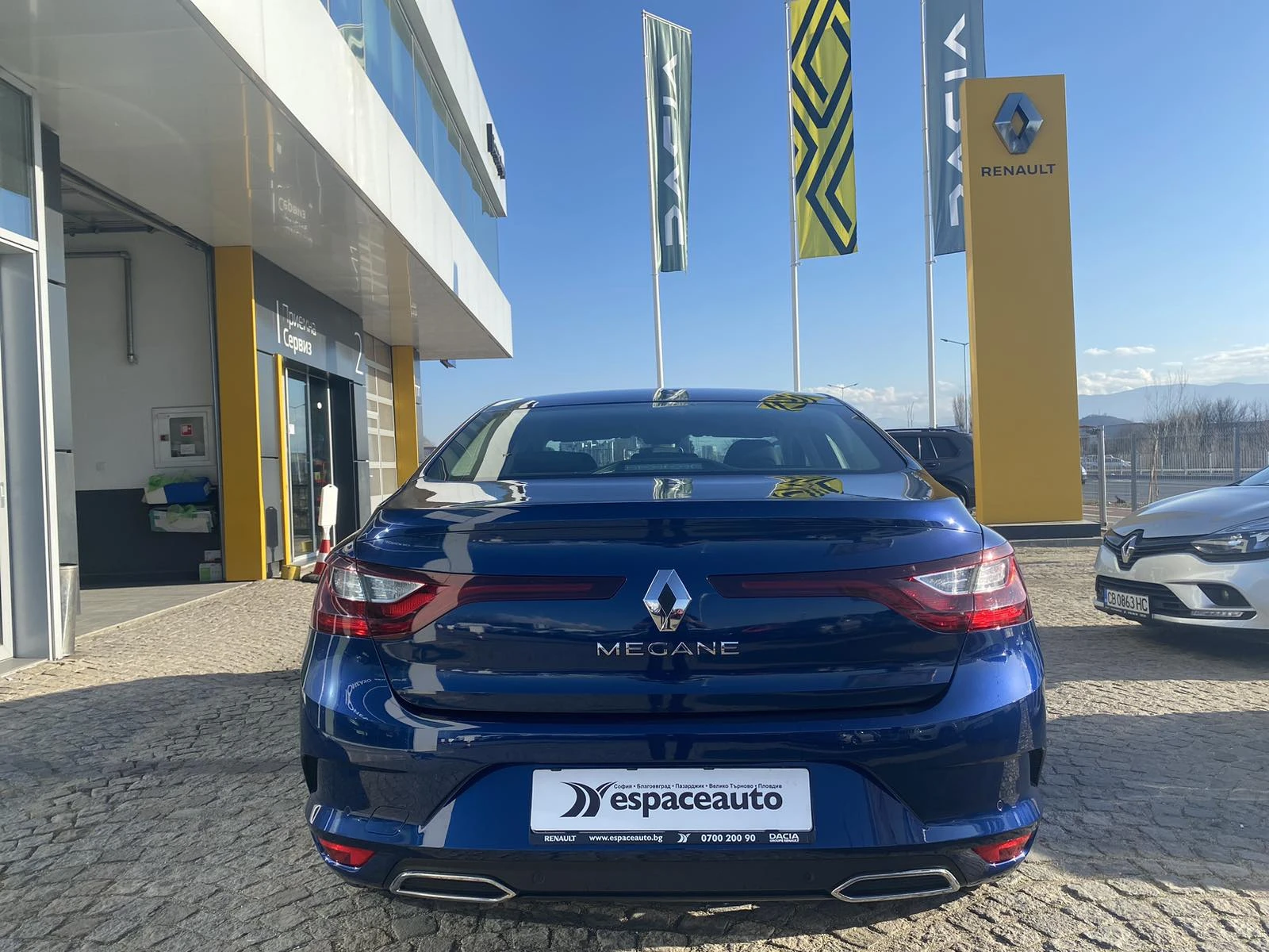 Renault Megane 1.3 TCe 140к.с. - изображение 5