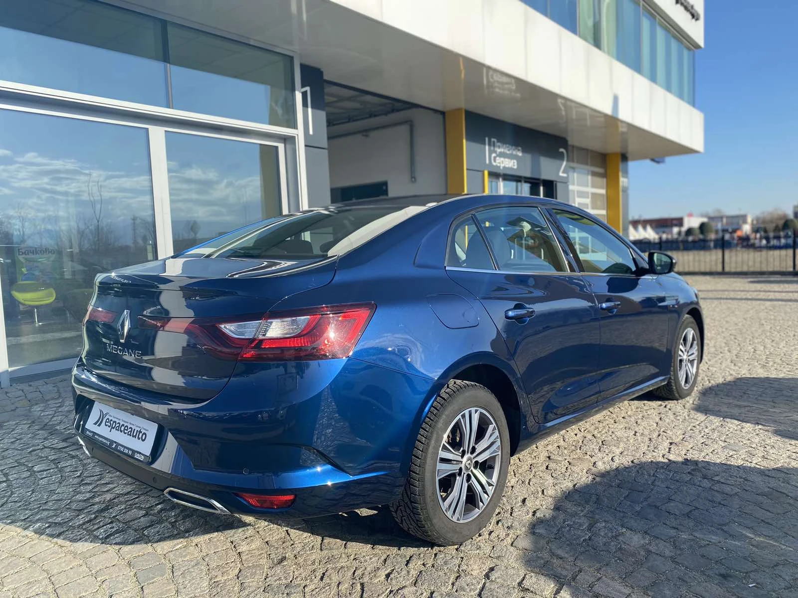 Renault Megane 1.3 TCe 140к.с. - изображение 4