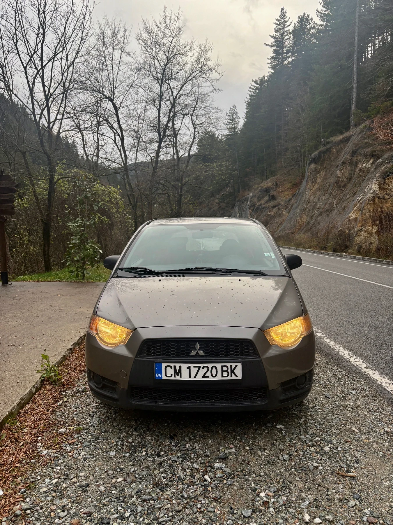 Mitsubishi Colt  - изображение 2