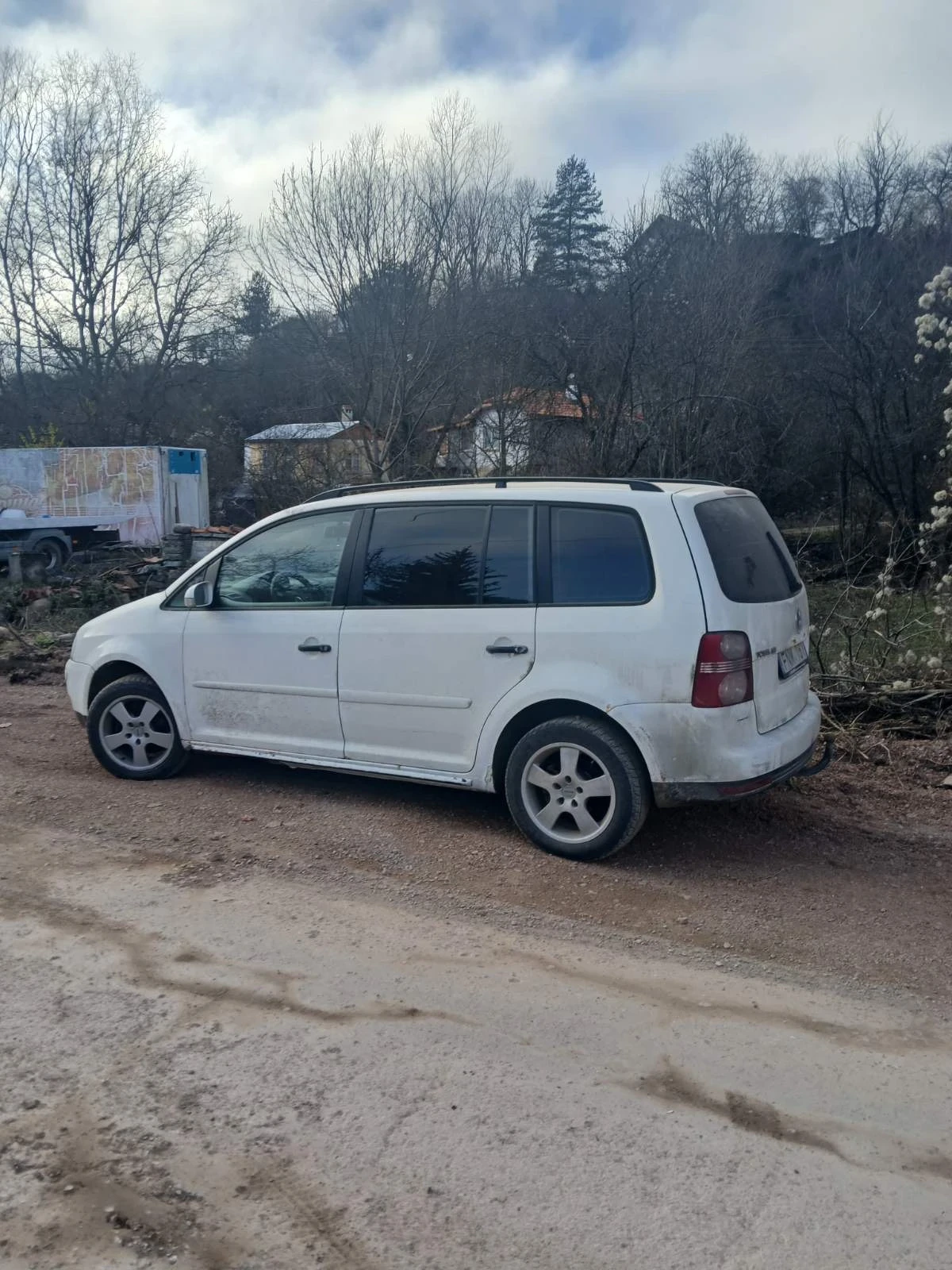 VW Touran  - изображение 4