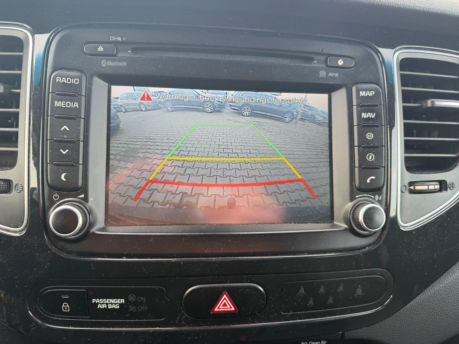 Kia Carens 1.6i NAVI/PANORAMA/KAMERA 6+ 1 EURO 5 | Mobile.bg � ����������� 14