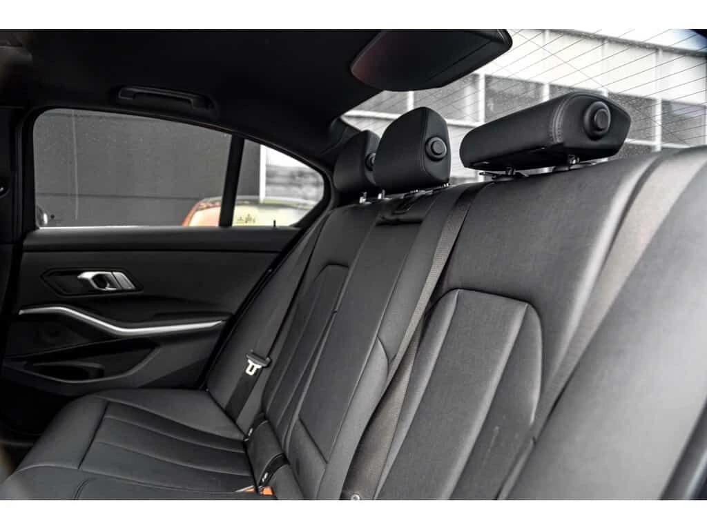 BMW 330 * 330i XDRIVE | NAVI | CAM | SUNROOF | LDW | * CAR | Mobile.bg � ����������� 14