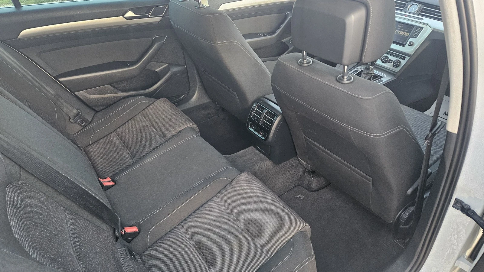 VW Passat 1.6 TDI..B8...DSG | Mobile.bg � ����������� 11