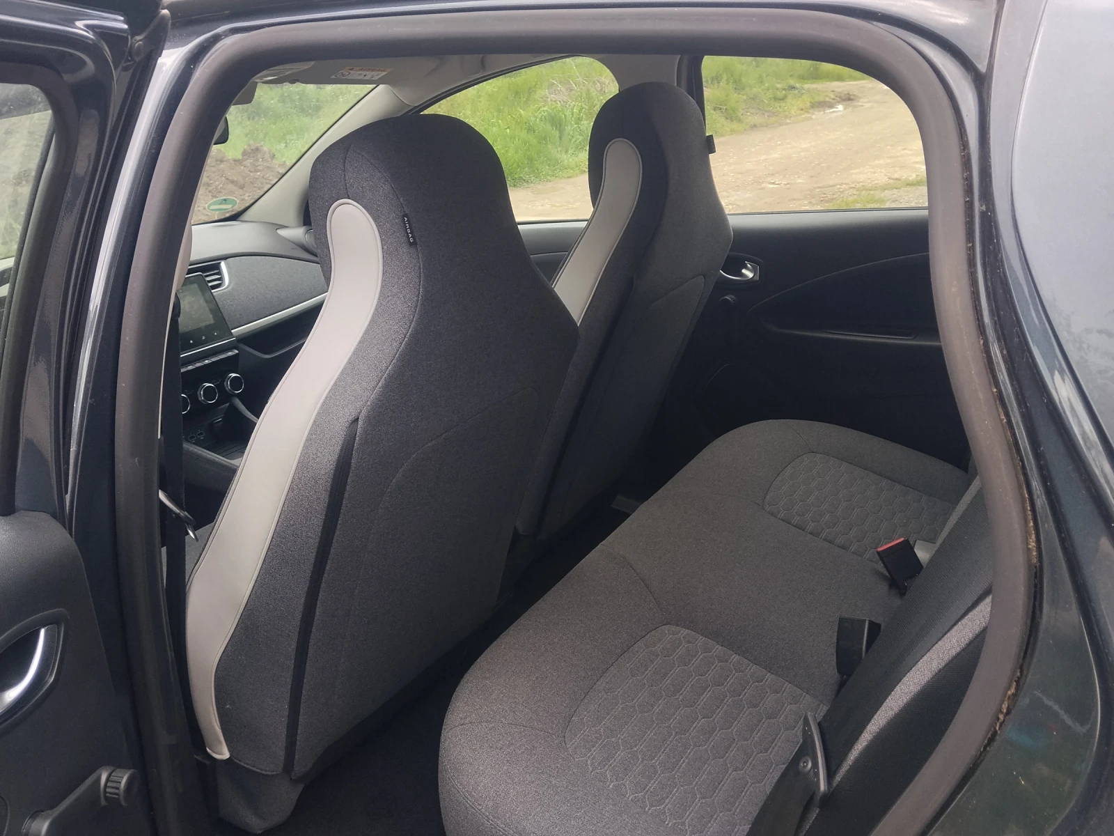 Renault Zoe, снимка 7 - Автомобили и джипове - 54397518