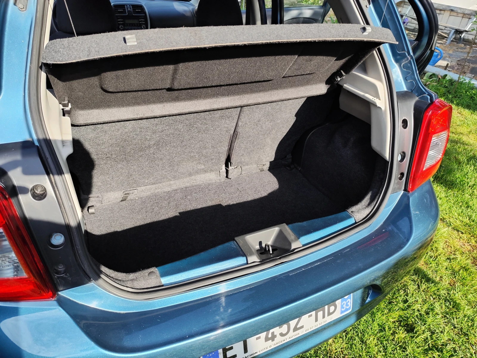 Nissan Micra 1.2i Facelift 93хил.км, снимка 15 - Автомобили и джипове - 54480516