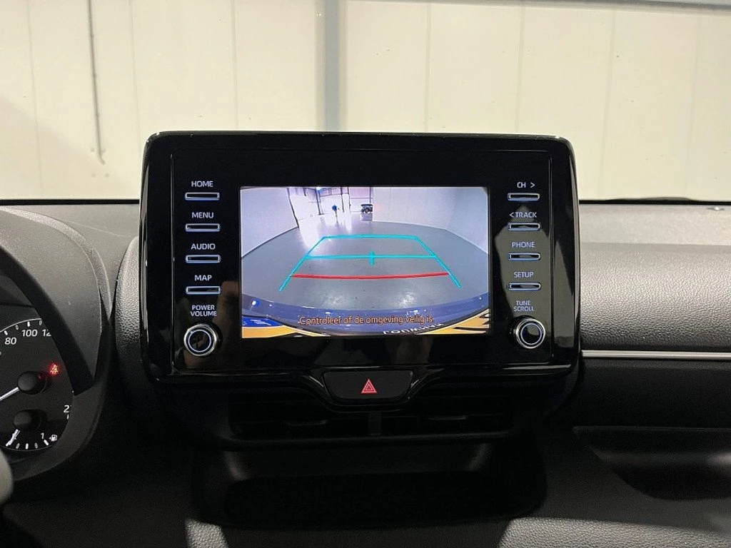 Toyota Yaris Hybrid // ����������� �� 2031� | Mobile.bg � ����������� 12