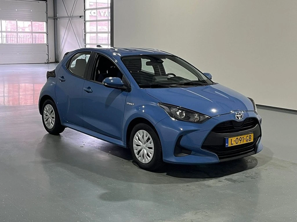 Toyota Yaris Hybrid // ����������� �� 2031� | Mobile.bg � ����������� 3