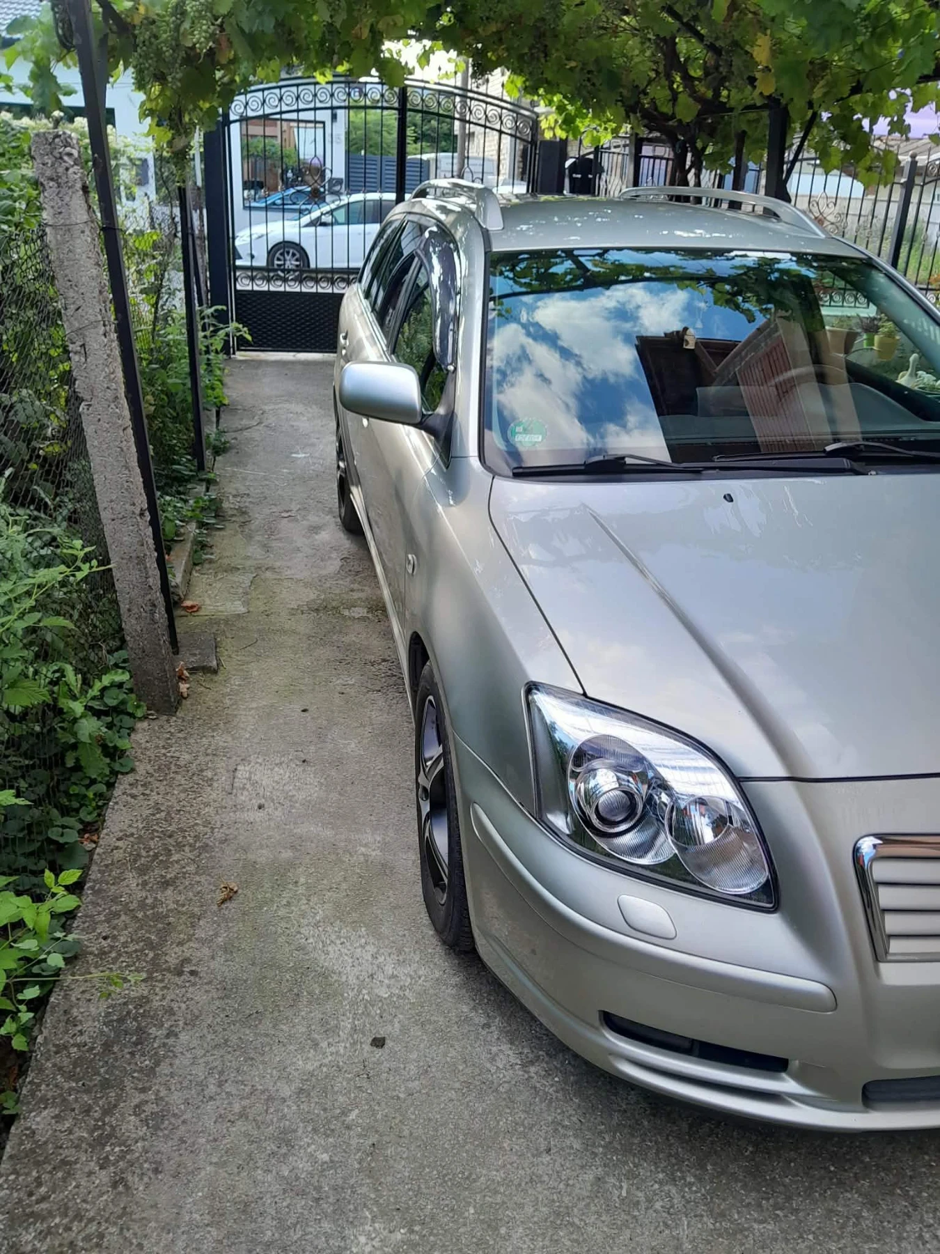 Toyota Avensis, снимка 2 - Автомобили и джипове - 55851841