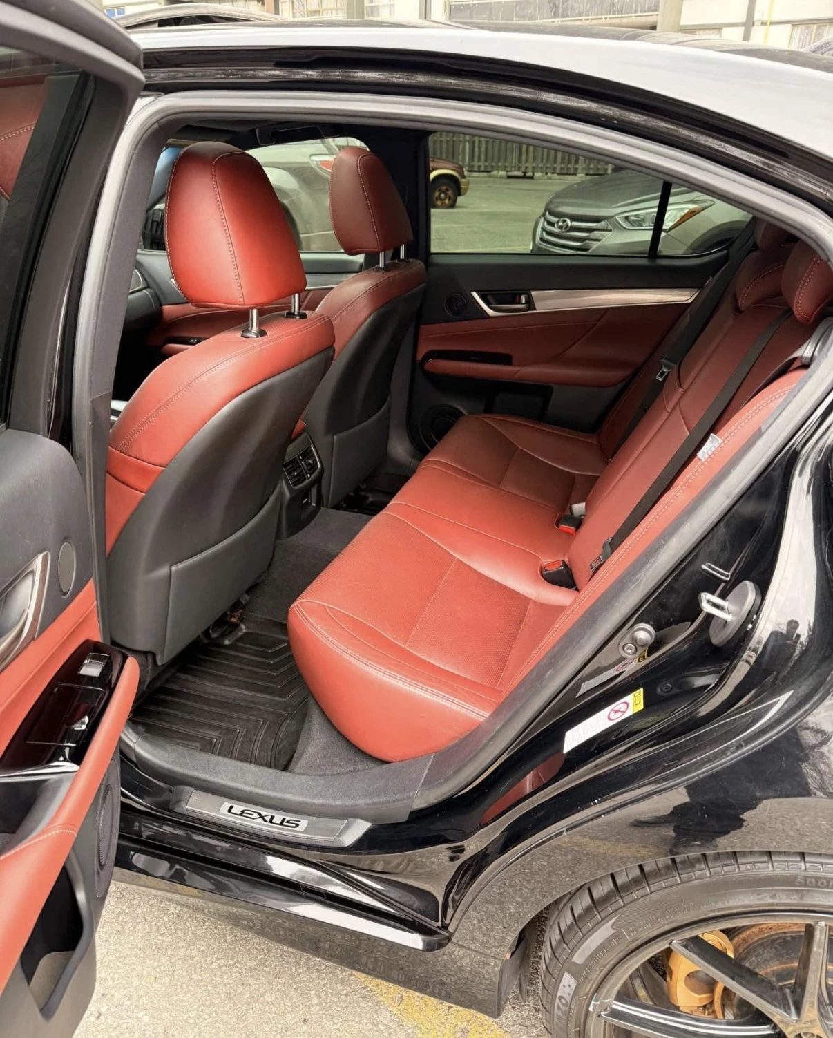 Lexus GS 350 F SPORT * AWD * ОБДУХВАНЕ * ЧЕРВЕН САЛОН * CARFAX , снимка 10 - Автомобили и джипове - 56138295