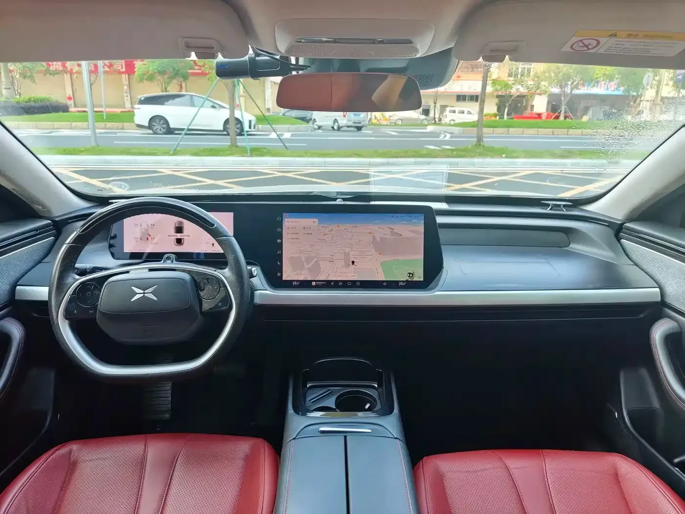 Xpeng P7  2020 670N, снимка 11 - Автомобили и джипове - 56524946