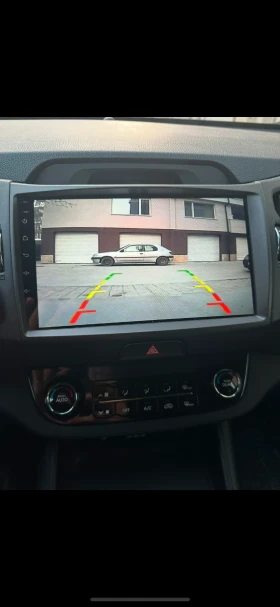 Kia Sportage 2.0 CRDI 4X4 АВТОМАТ, КОЖА, КАМЕРА, НАВИ, ПОДГРЕВ - 8890 € / 17387.33 лв. - 79918826 12