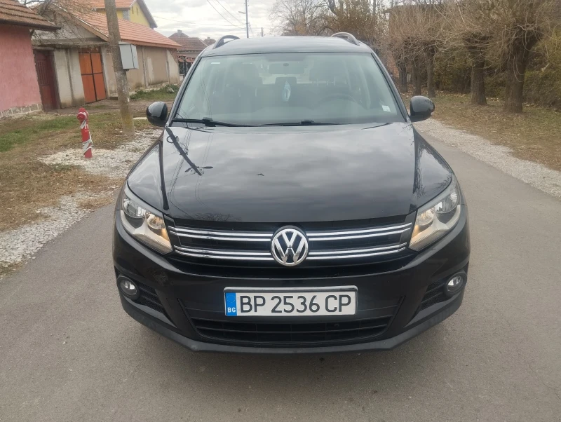 VW Tiguan 2.0tdi  Bluemotion , снимка 1 - Автомобили и джипове - 48411015