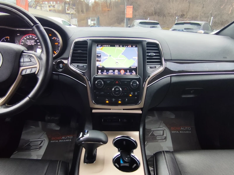 Jeep Grand cherokee 3.0D* 4X4* LED* АВТОМАТИК* FACE* КОЖА* , снимка 9 - Автомобили и джипове - 52890216
