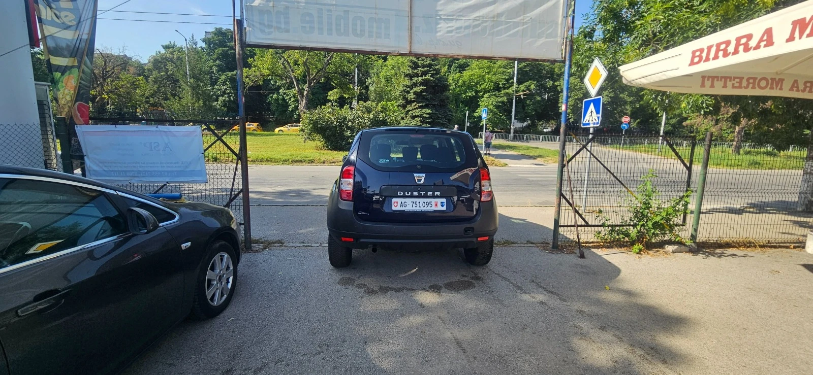 Dacia Duster 1, 6 4х4  - изображение 5