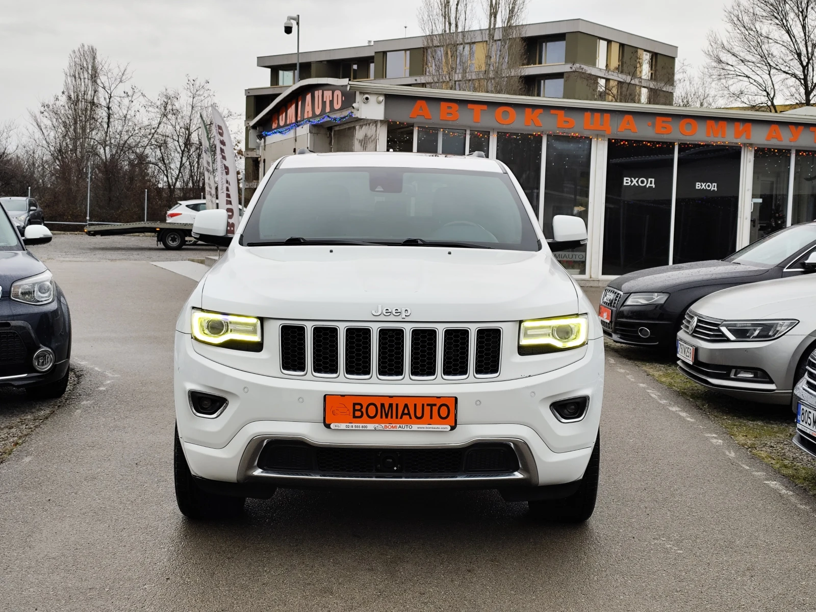 Jeep Grand cherokee 3.0D 4X4 LED* ОБДУЖВАНЕ* FACE* КОЖА* ПОДГРЕВ* FULL - изображение 2