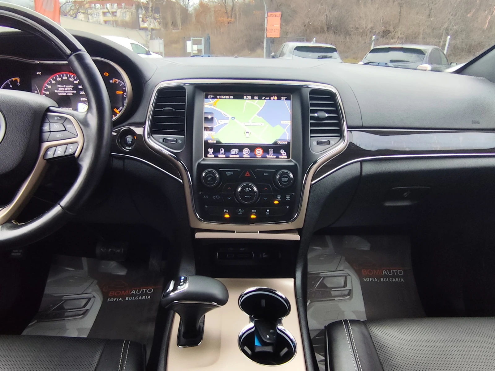 Jeep Grand cherokee 3.0D 4X4 LED* ОБДУЖВАНЕ* FACE* КОЖА* ПОДГРЕВ* FULL - изображение 9