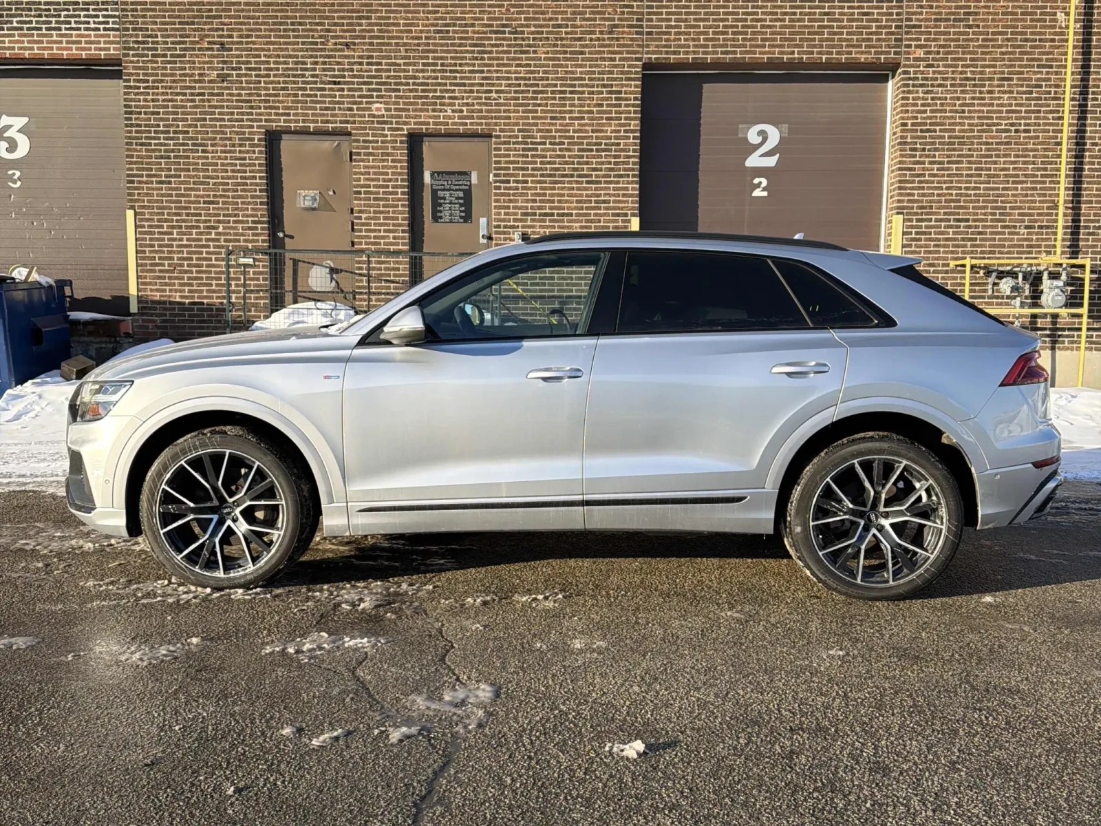 Audi Q8 3.0T* PROGRESSIV* S* LINE* MATRIX* ОБДУХВАНЕ* 360К - изображение 3