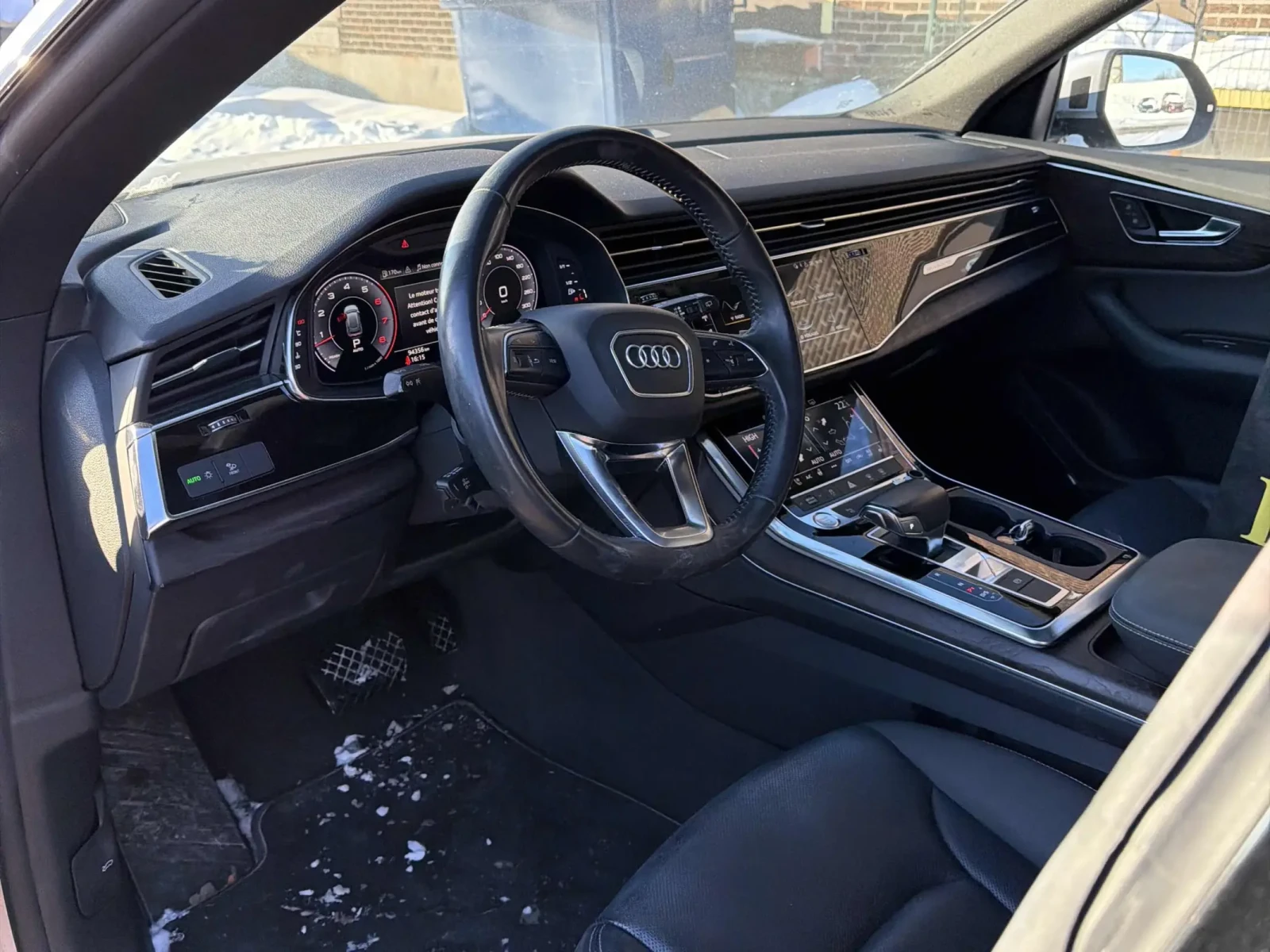Audi Q8 3.0T* PROGRESSIV* S* LINE* MATRIX* ОБДУХВАНЕ* 360К - изображение 7