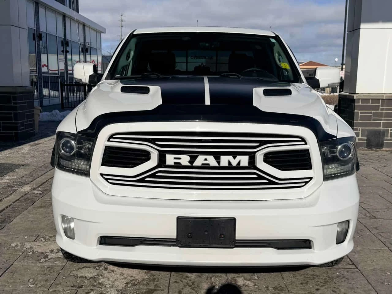 Dodge RAM 1500 * Sport * KEYLESS* ПОДГРЕВ* ПАНО*  - изображение 6