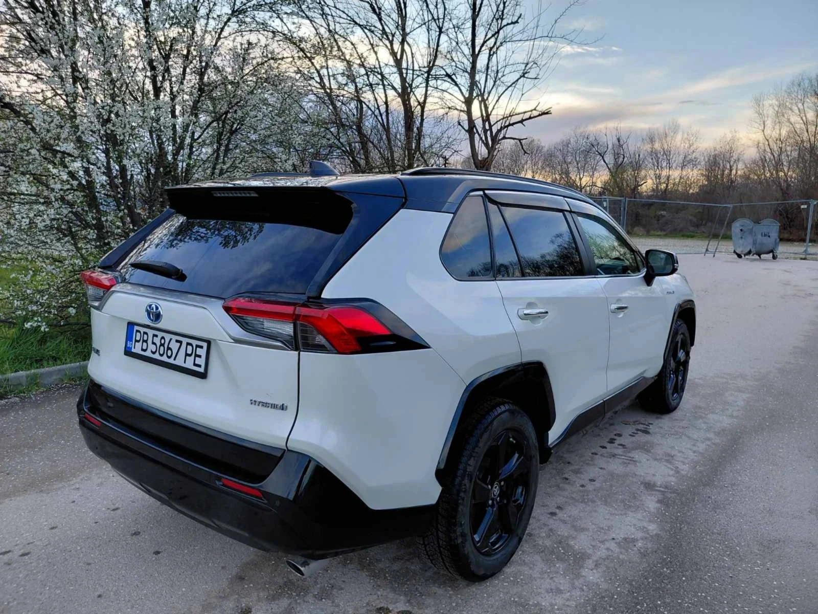 Toyota Rav4 2.5 Hybrid , снимка 5 - Автомобили и джипове - 54019064