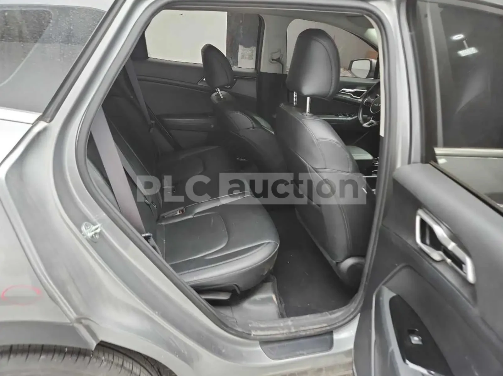 Kia Sportage | 2022 | 2.0 CRDi Diesel | , снимка 10 - Автомобили и джипове - 54113224