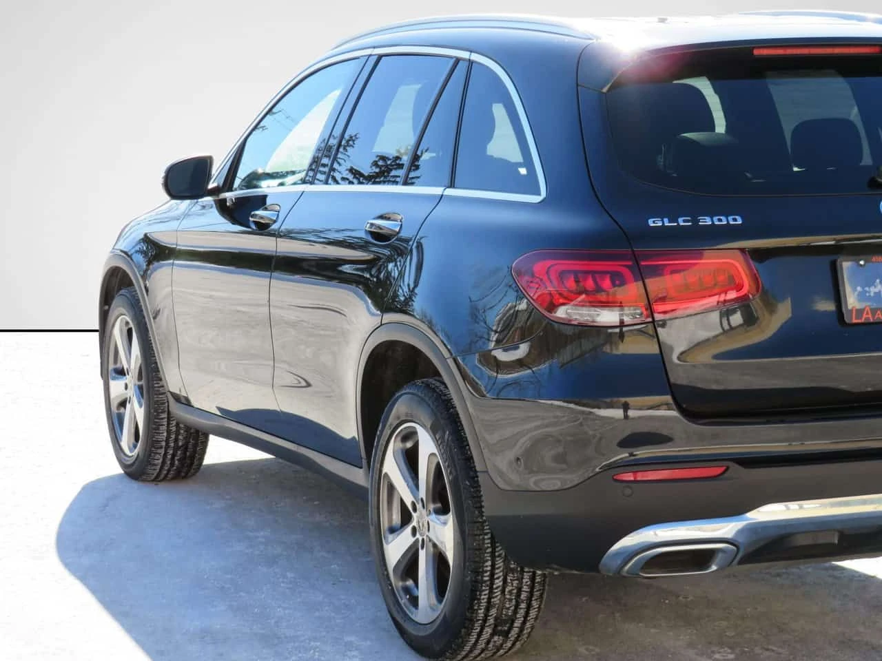 Mercedes-Benz GLC 4MATIC w/CarPlay Panoroof Navi Camera, снимка 8 - Автомобили и джипове - 54345783