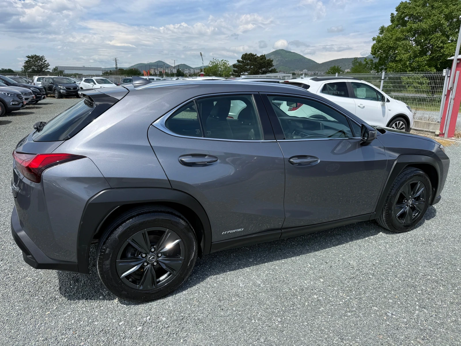 Lexus UX 250h (KATO НОВА)^(ХИБРИД), снимка 5 - Автомобили и джипове - 54554483