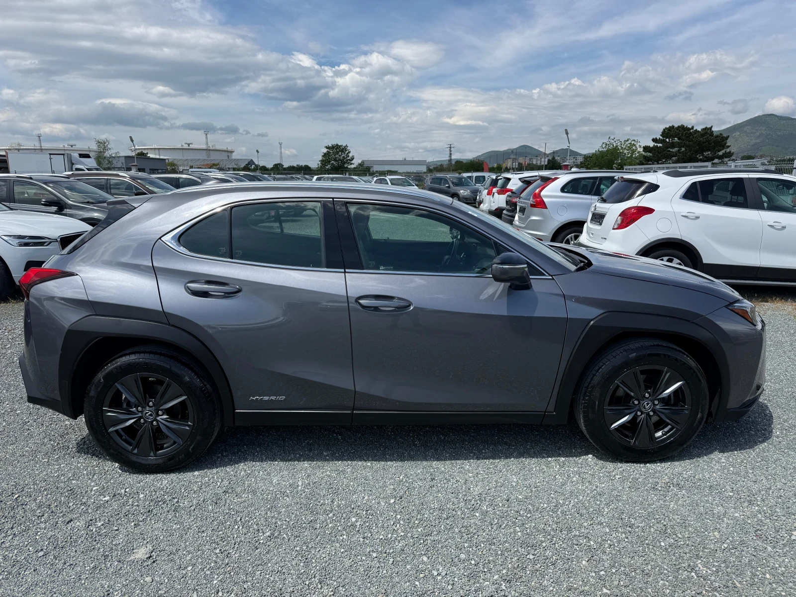 Lexus UX 250h (KATO НОВА)^(ХИБРИД), снимка 4 - Автомобили и джипове - 54554483