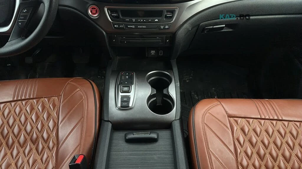 Honda Ridgeline Sport * AWD * АвтоКредит* (ЦЕНА ДО БГ), снимка 14 - Автомобили и джипове - 54643034