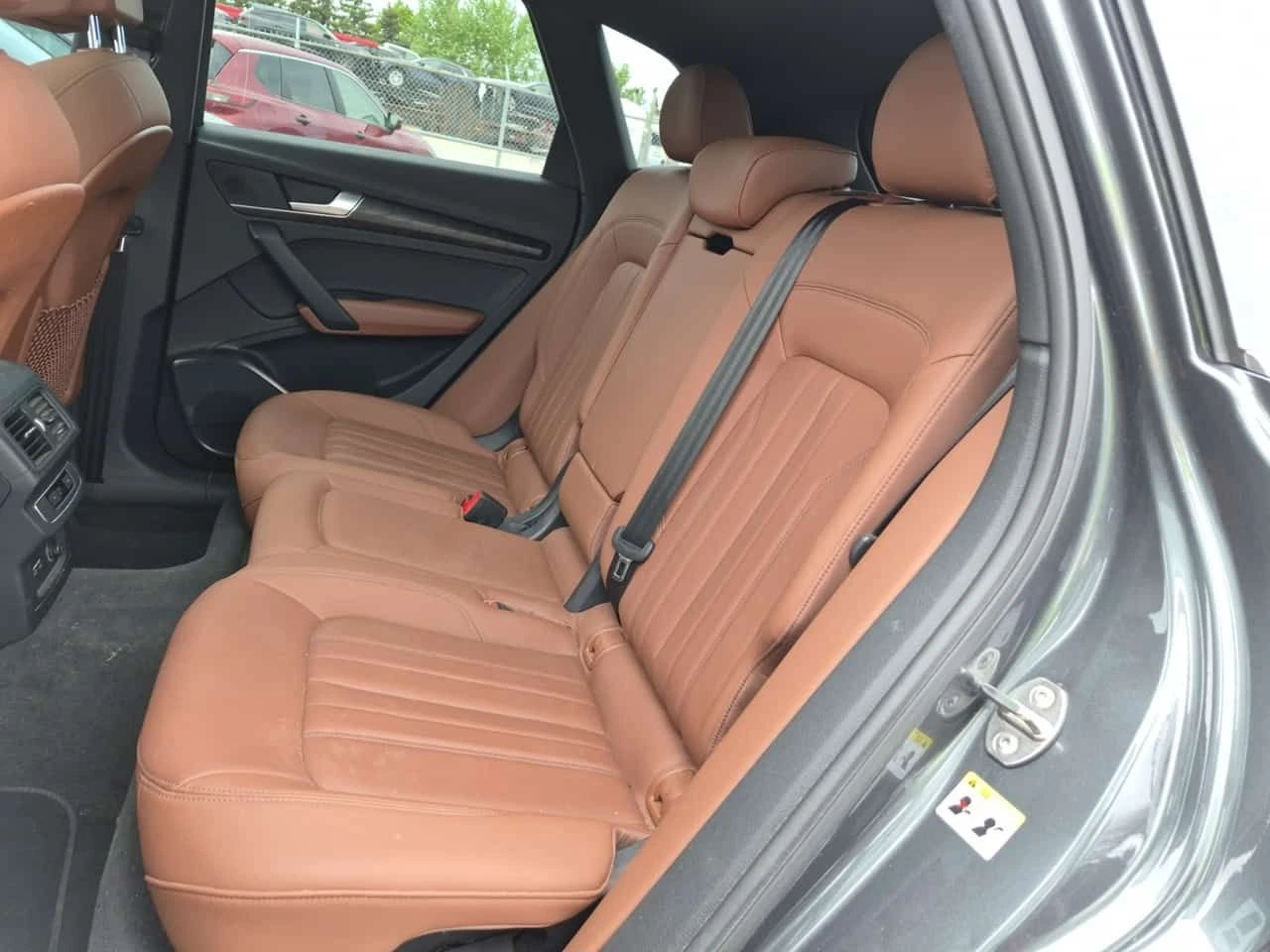 Audi Q5 Progressiv/CARFAX/Панo/360 кам/Дистроник/2 ключа, снимка 8 - Автомобили и джипове - 54748736