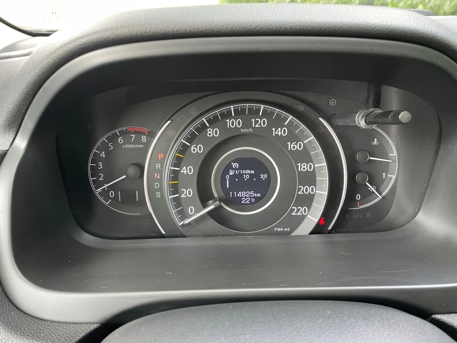 Honda Cr-v 2.0 I-vtec 155ks 4x4, снимка 10 - Автомобили и джипове - 54947625