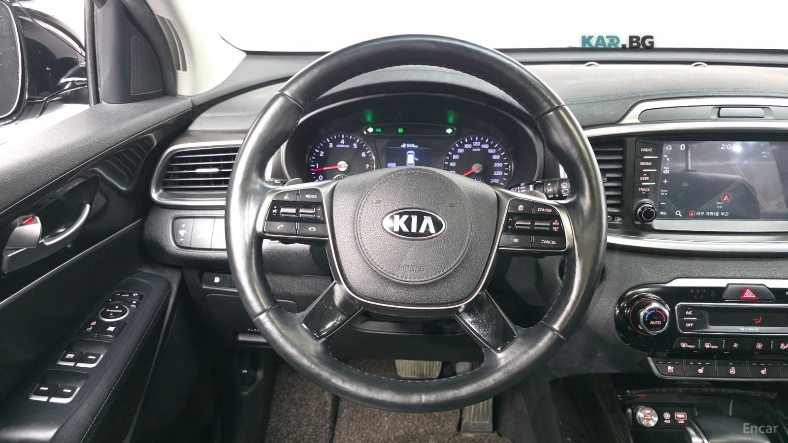 Kia Sorento PRESTIGE* 2.0T* ПОДГРЕВ* ОБДУХВАНЕ* КАМЕРА* КЕЙЛЕС, снимка 13 - Автомобили и джипове - 55085825