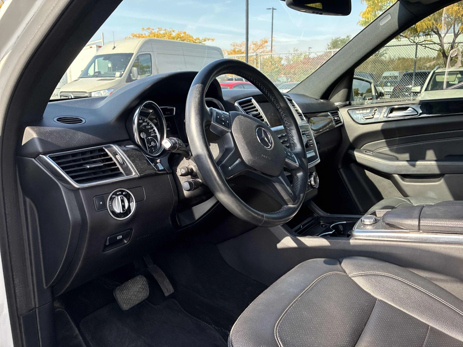 Mercedes-Benz ML 350 BlueTEC* AMG-pack* 360* Pano* H&K* �������*  | Mobile.bg � ����������� 7