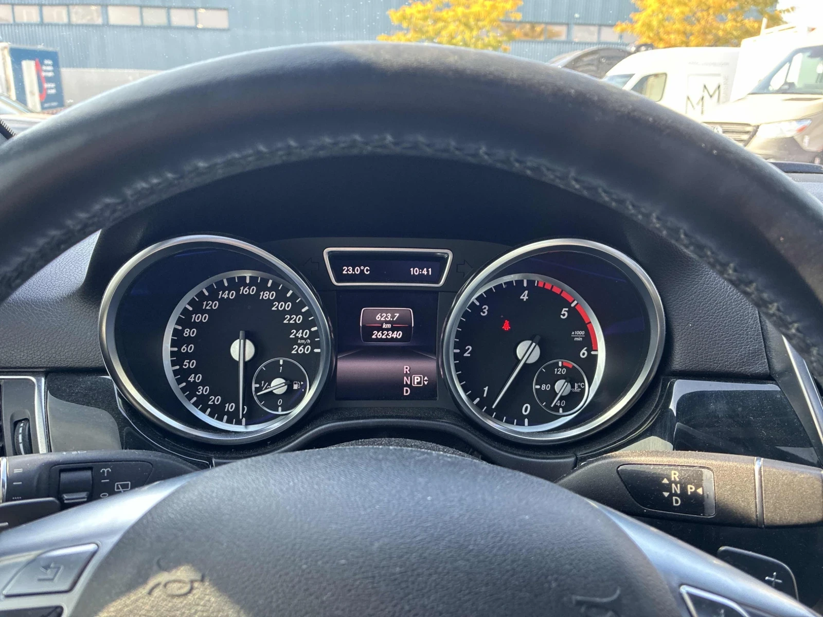 Mercedes-Benz ML 350 BlueTEC* AMG-pack* 360* Pano* H&K* �������*  | Mobile.bg � ����������� 8