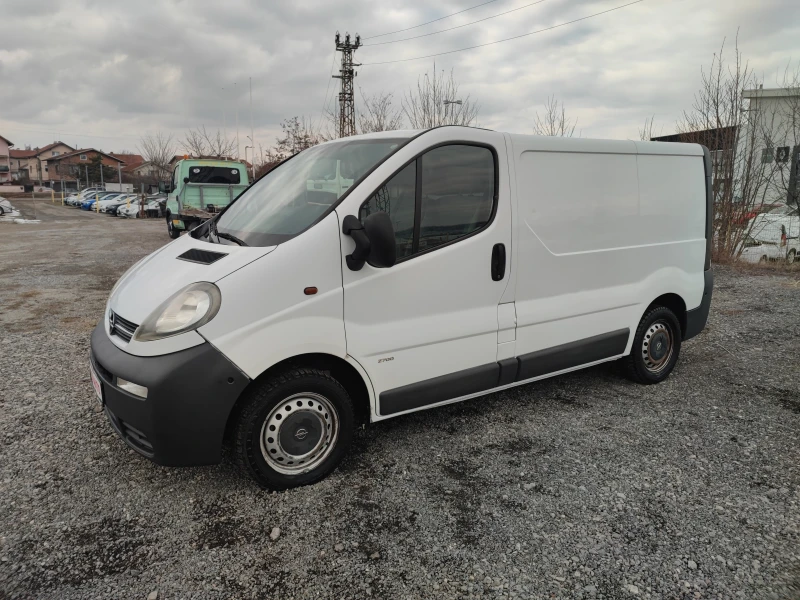 Opel Vivaro 1.9CDTI-101ks-6sk-КЛИМАТИК, снимка 2 - Бусове и автобуси - 49272131