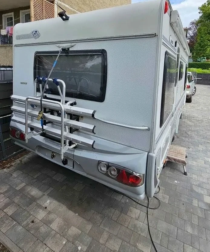 Каравана Caravelair 595 Elegante, снимка 3 - Каравани и кемпери - 54803419