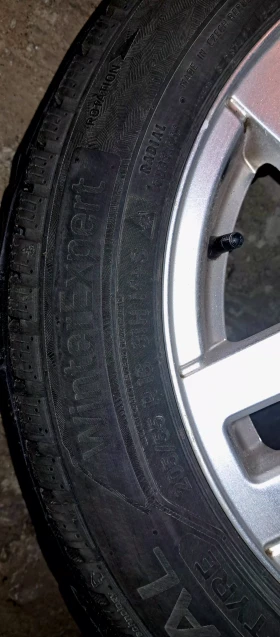 Гуми Зимни 205/55R16, снимка 3