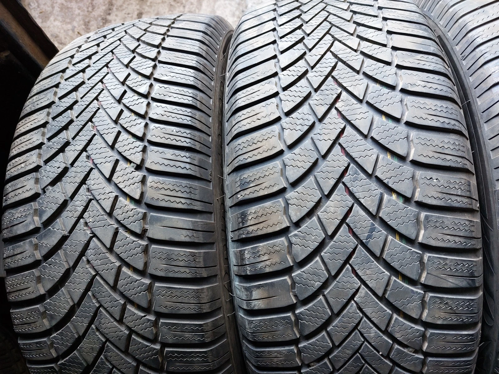 ���� 235/55R18 | Mobile.bg � ����������� 4