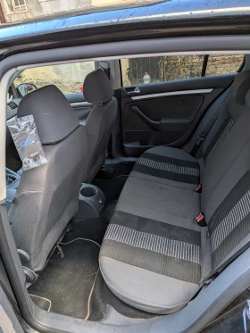 VW Golf 1.6, снимка 14 - Автомобили и джипове - 53662736