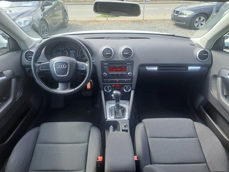 Audi A3 1.6i 102к.с. АВТОМАТ , снимка 10 - Автомобили и джипове - 45623887