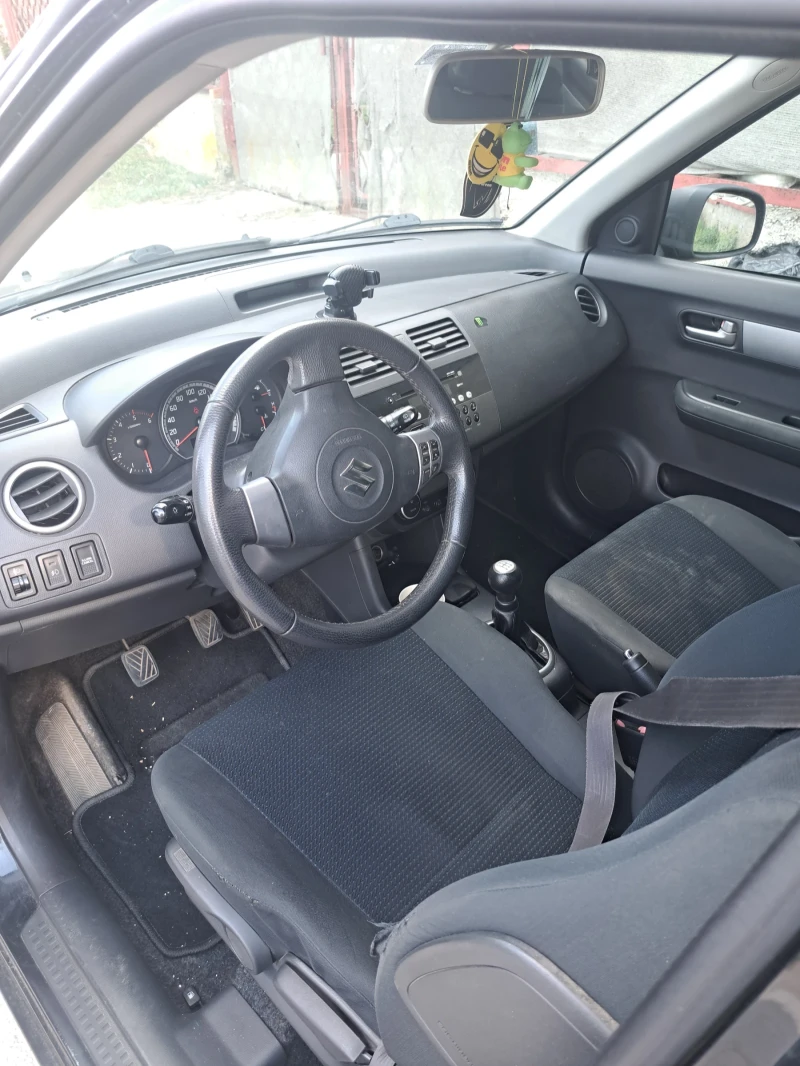 Suzuki Swift, снимка 3 - Автомобили и джипове - 47770886