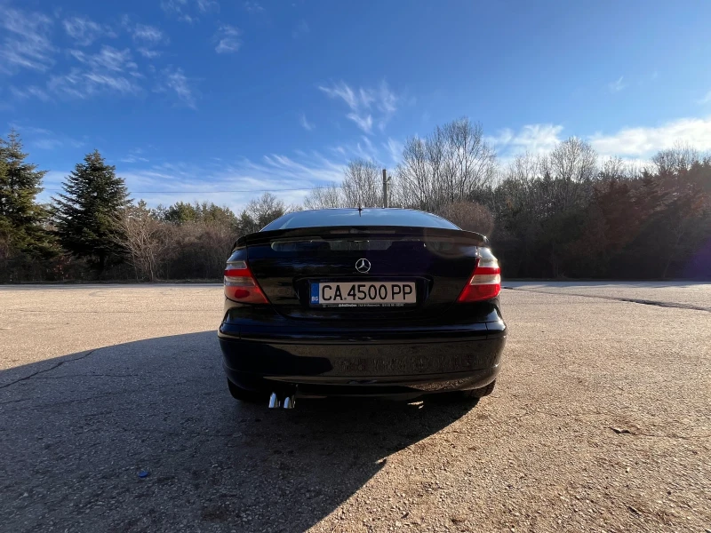 Mercedes-Benz C 220, снимка 3 - Автомобили и джипове - 49411958