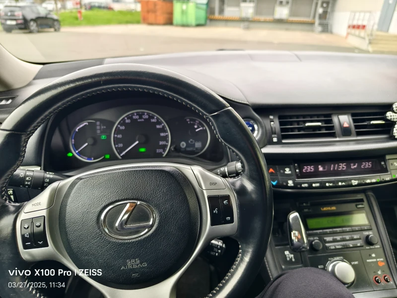 Lexus CT 200h 1.8HSD Swiss Auto., снимка 14 - Автомобили и джипове - 49662493