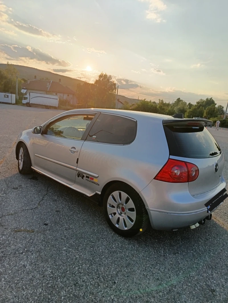 VW Golf 5, снимка 2 - Автомобили и джипове - 51009127